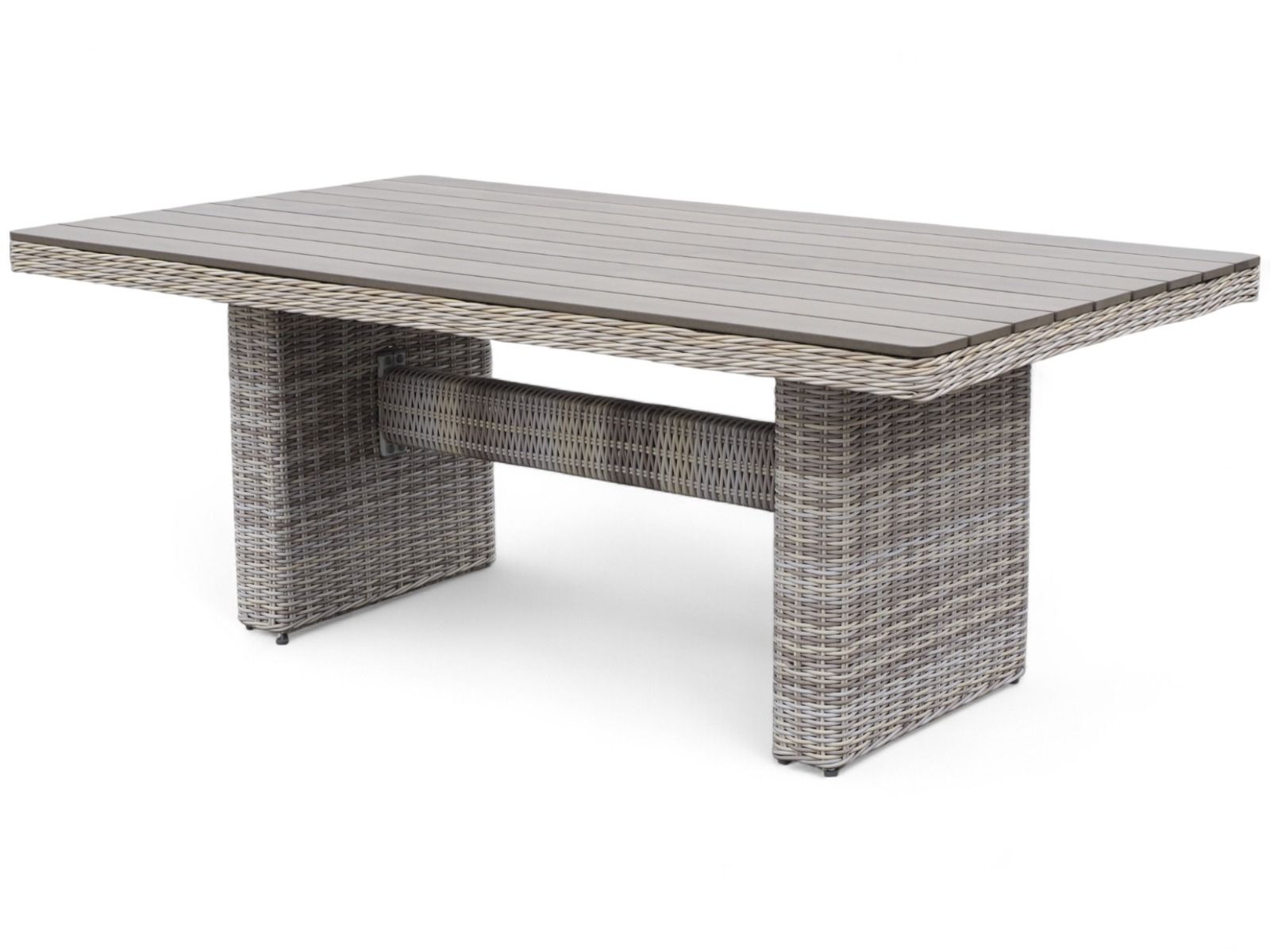 Osborne 3+1+1 ruokaryhmä ulkokäyttöön, polyrottinki