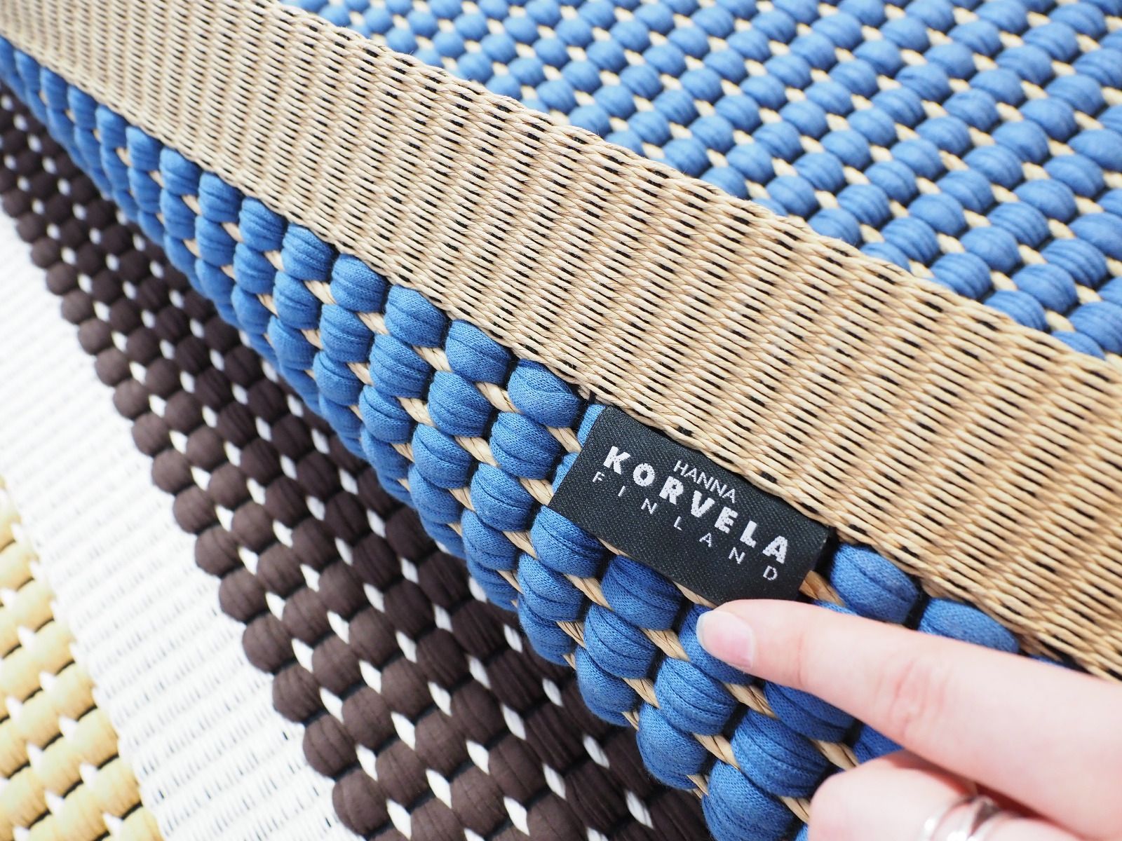 Hanna Korvela Duetto 1 matto, sin/lv 140x200cm