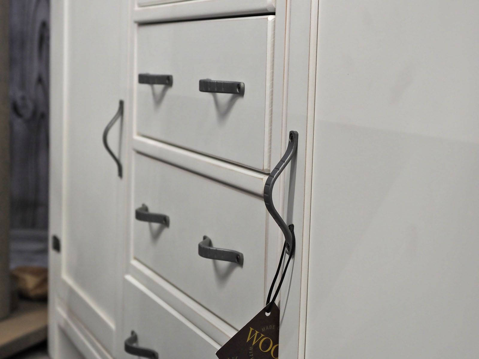 Anttiina -lakeus senkki LA26, valkoinen