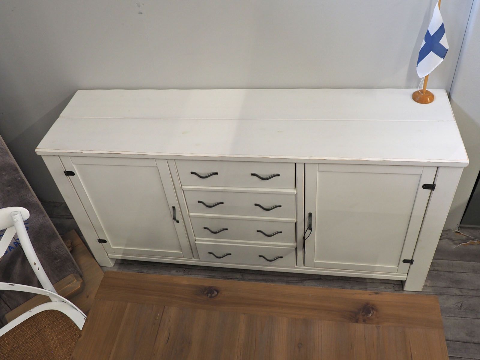 Anttiina -lakeus senkki LA26, valkoinen