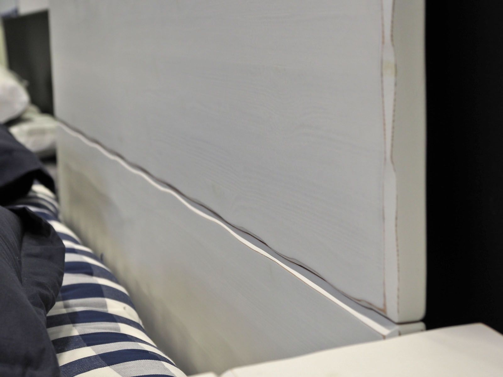 Anttiina -Provinssi sängynpääty, valkoinen