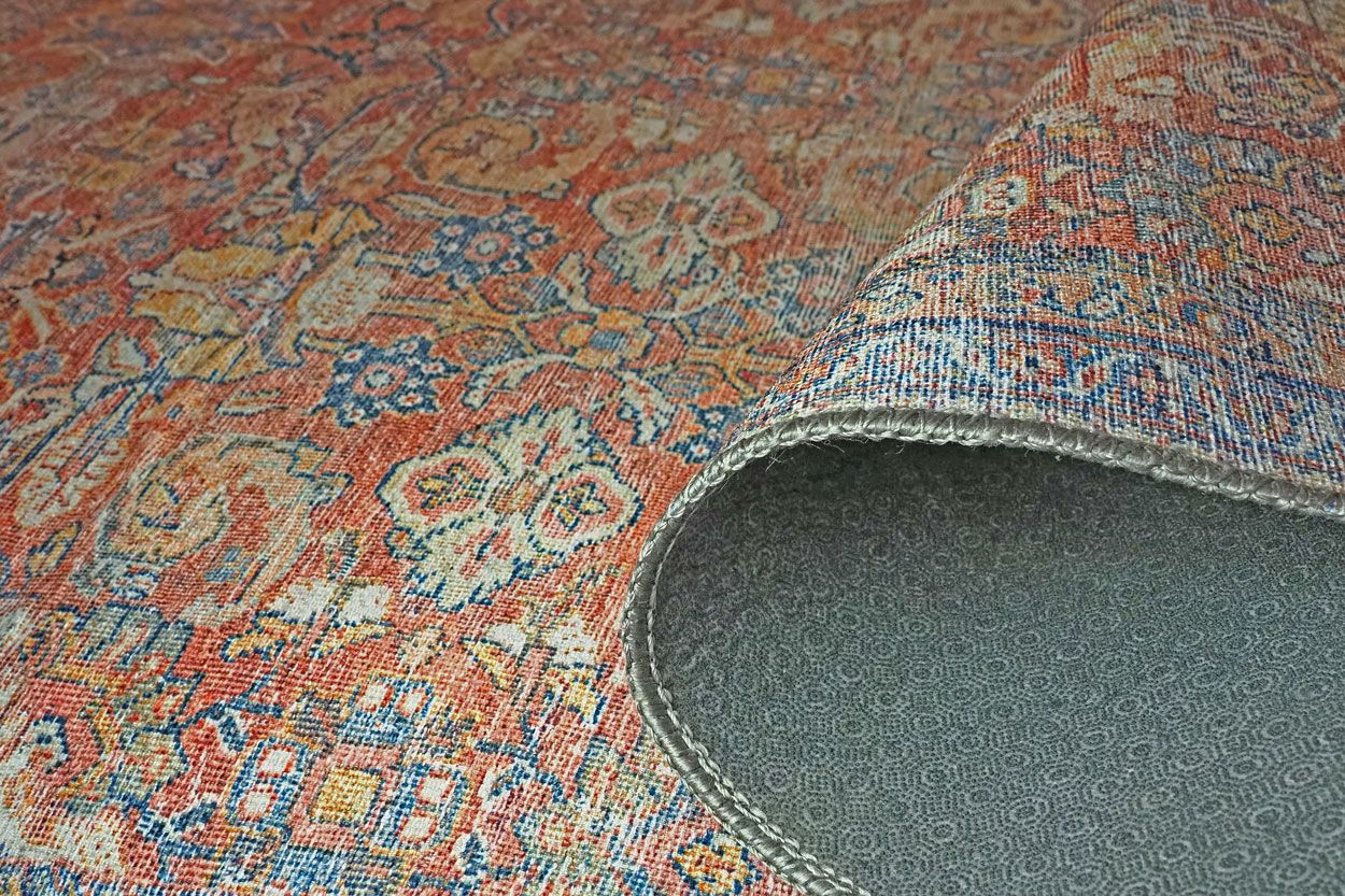 Dalila matto, eri kokoja