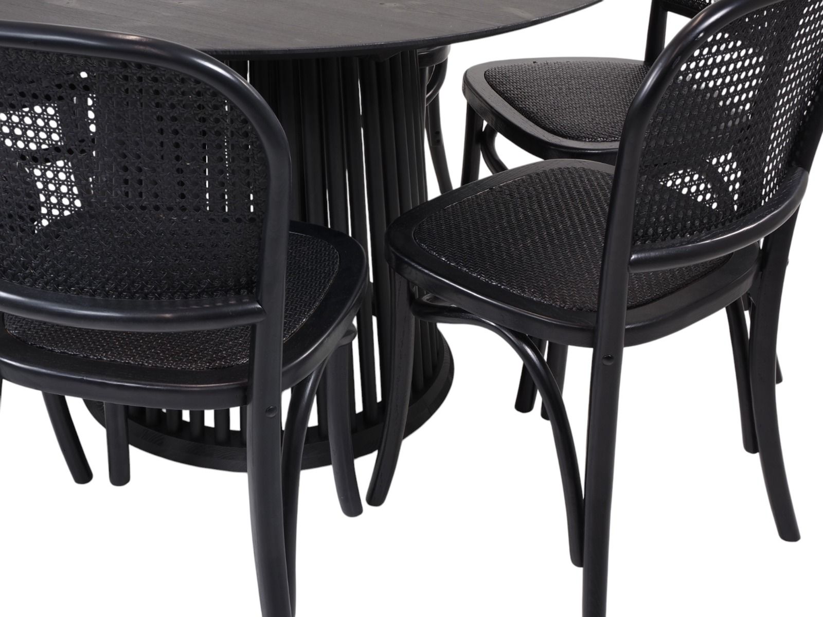 Tyyni-Capri ruokaryhmä pyöreä, eri värejä ja kokoja