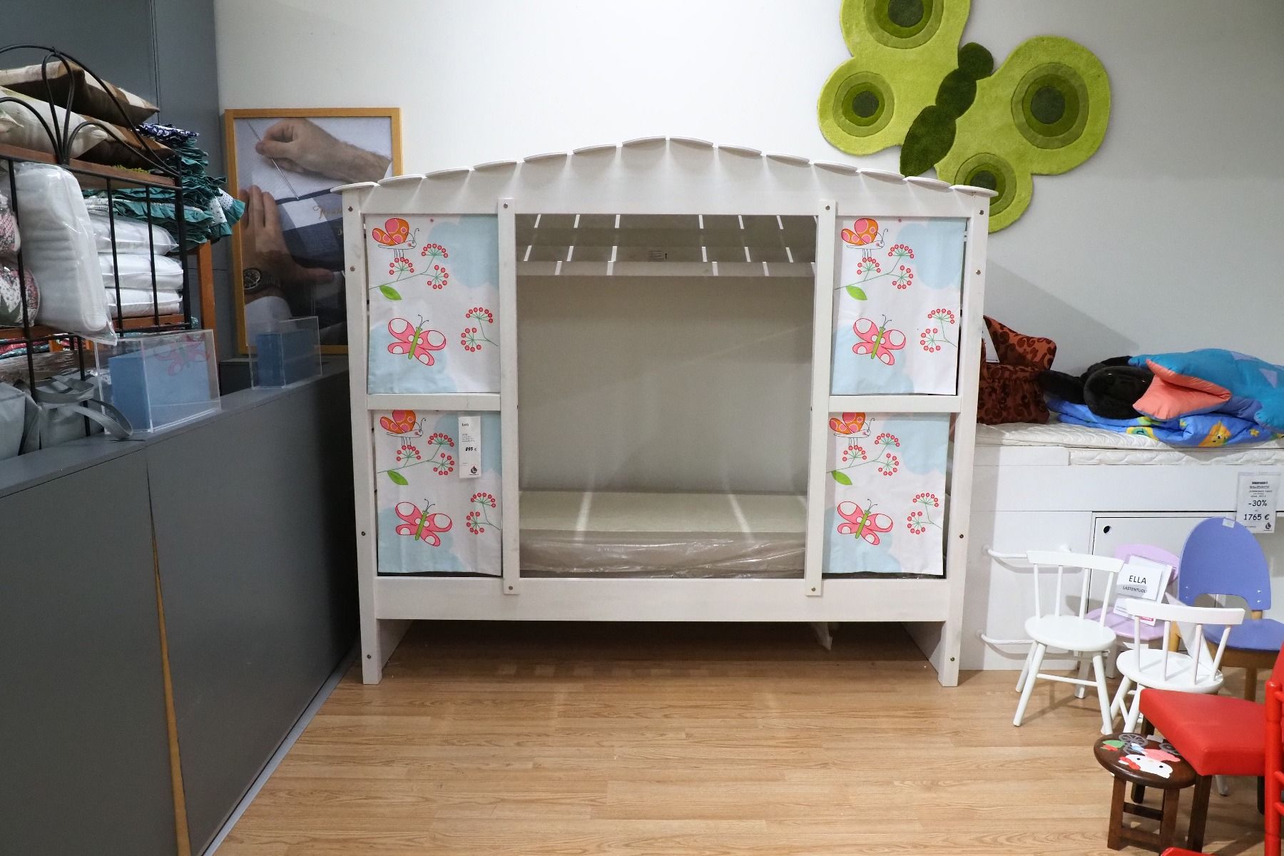 Myymälämalli: Lovely sänky 90x200cm, kysy tarjous