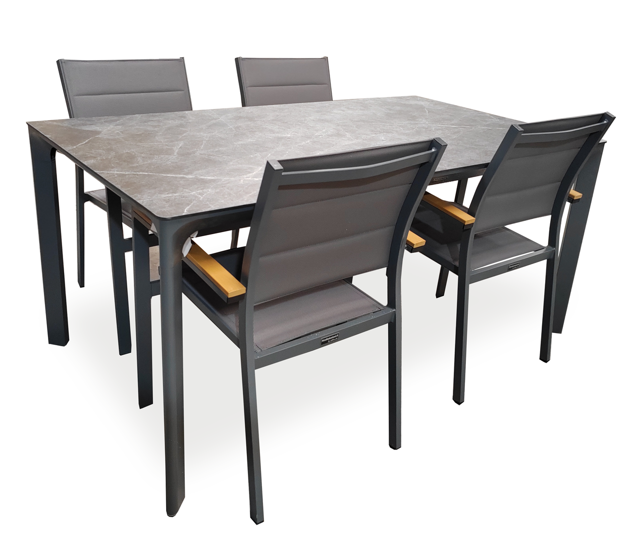 Parma + Tango ruokailuryhmä neljälle ulkokäyttöön