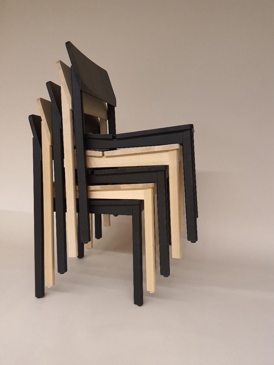 Puulon Railo tuoli, musta