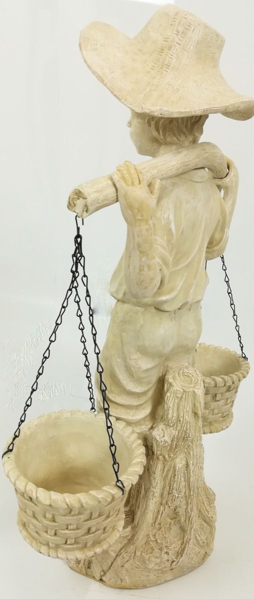 Patsas, poika ja ruukut