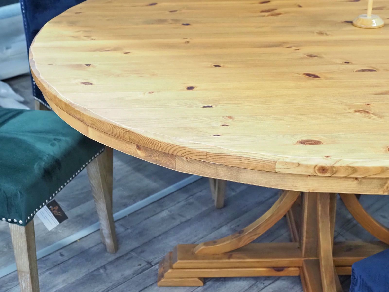 Anttiina Pyöreä ruokailupöytä 150 cm, Hunaja