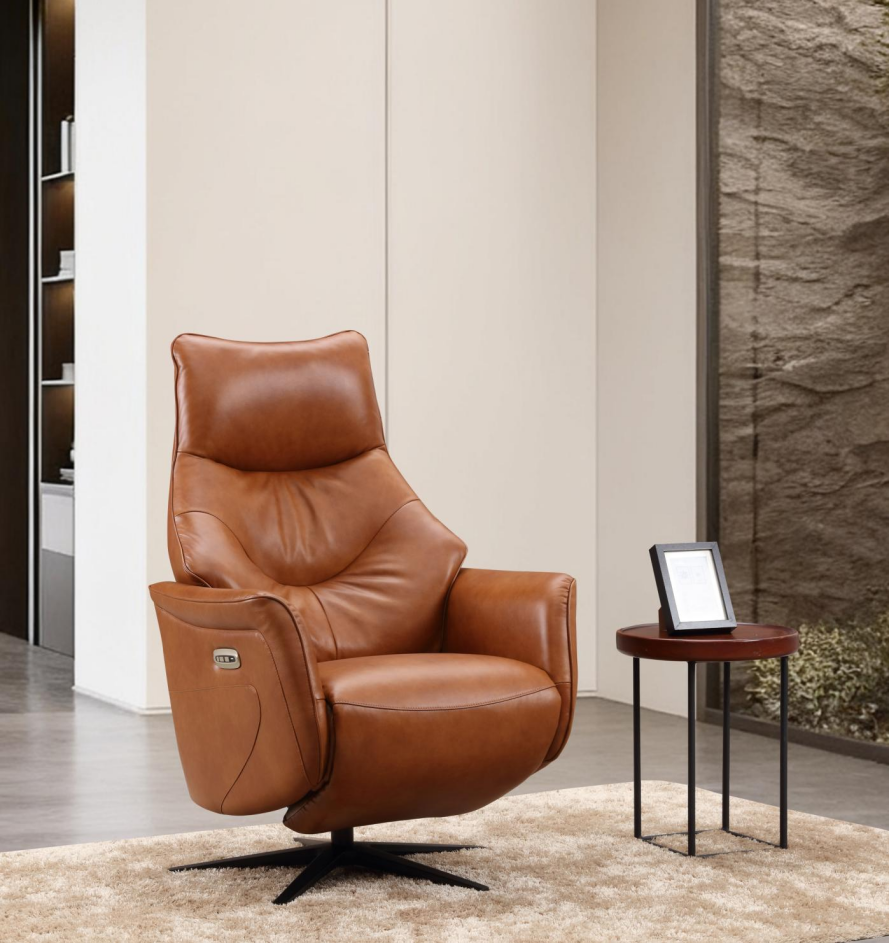 Ruskea TV-tuoli nahkaverhoiltu Quatro sähkömoottoreilla