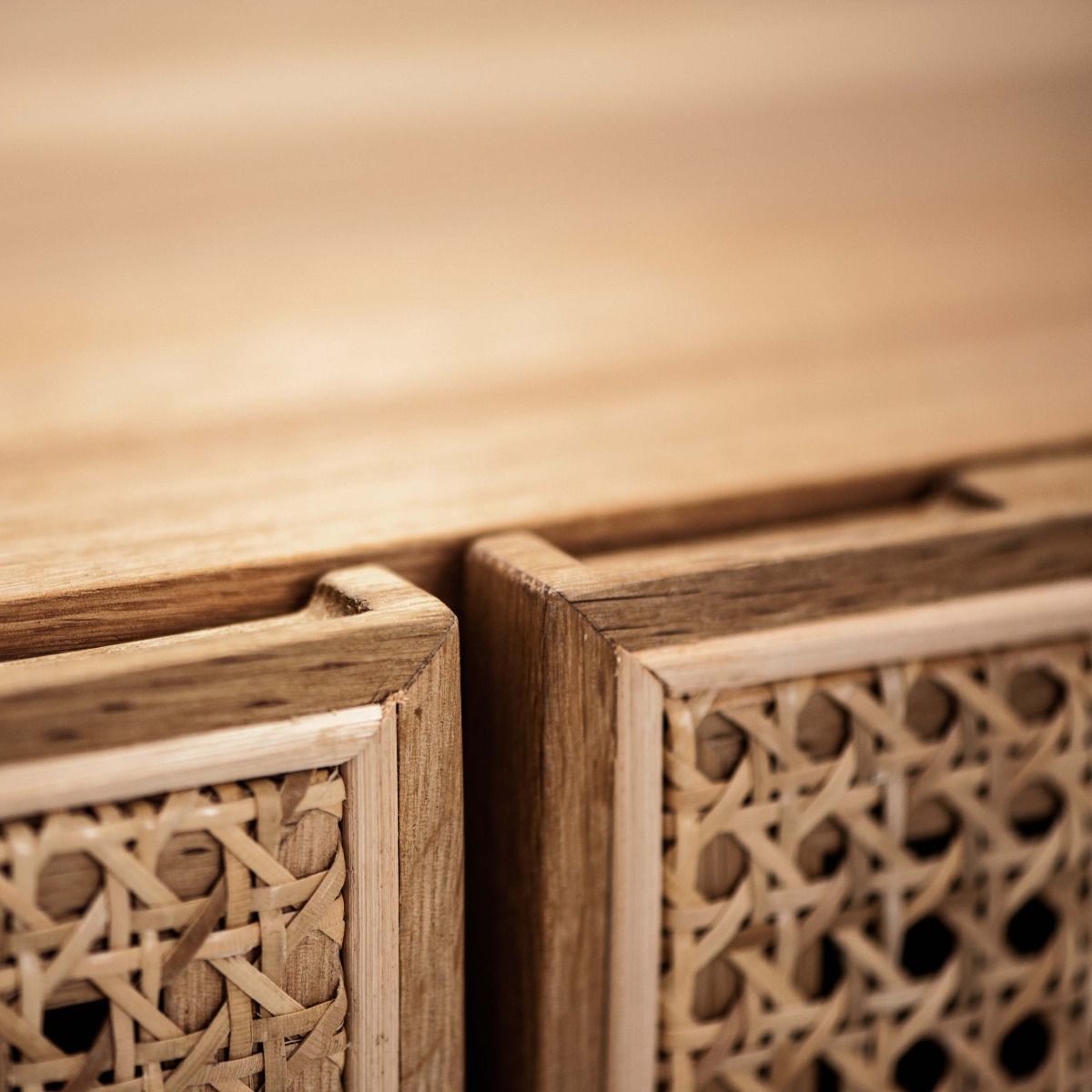 Hans K Racquet-mediataso, tammijalat