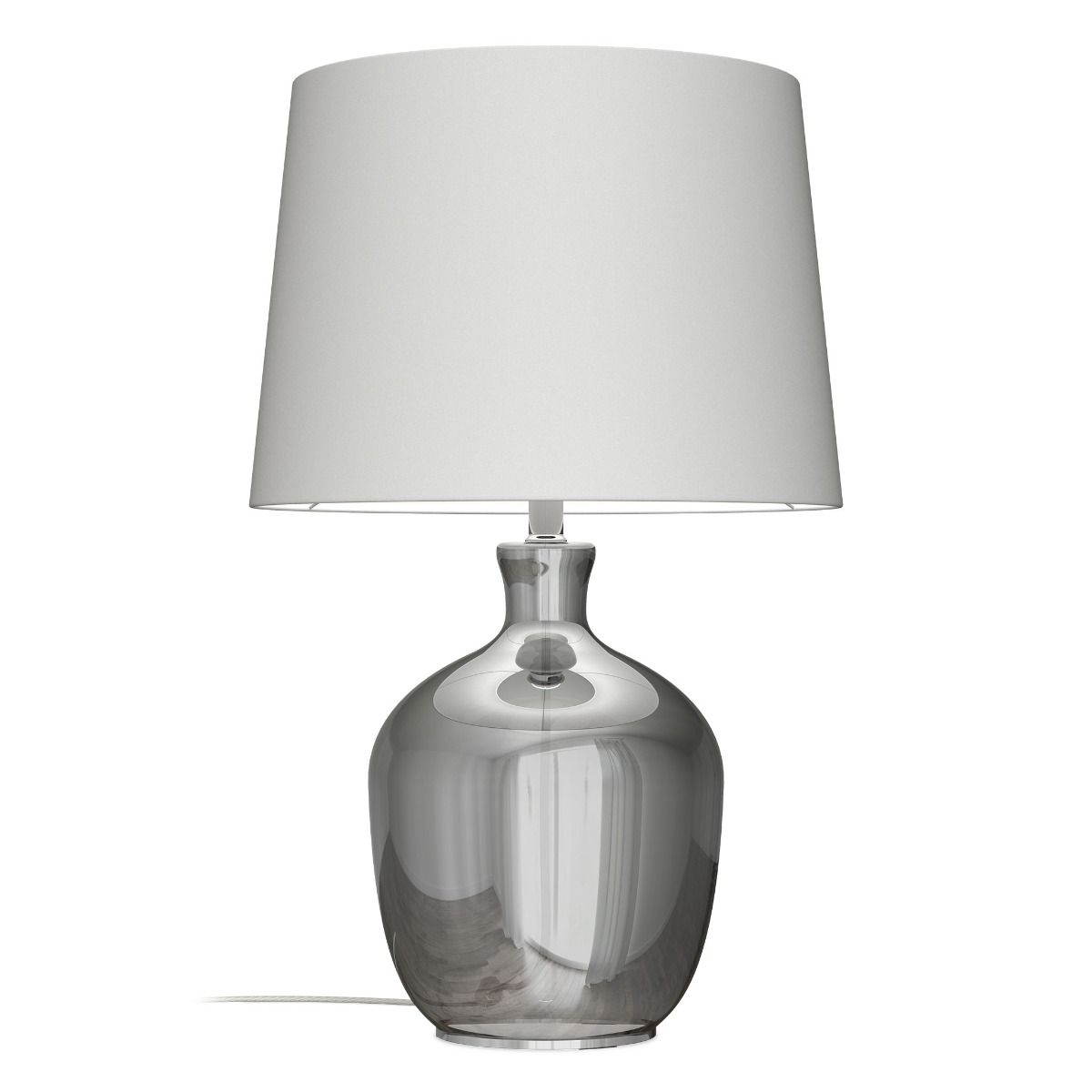 Reflection-pöytävalaisin vangitsee katseen heijastavalla pullomaisella lasirungollaan. Sen voimakkaasti peilaava pinta yhdistyy elegantisti harmaaseen pellavavarjostimeen, mikä luo kiinnostavan ja tyylikkään materiaalien yhdistelmän. Tämä valaisin on täyd
