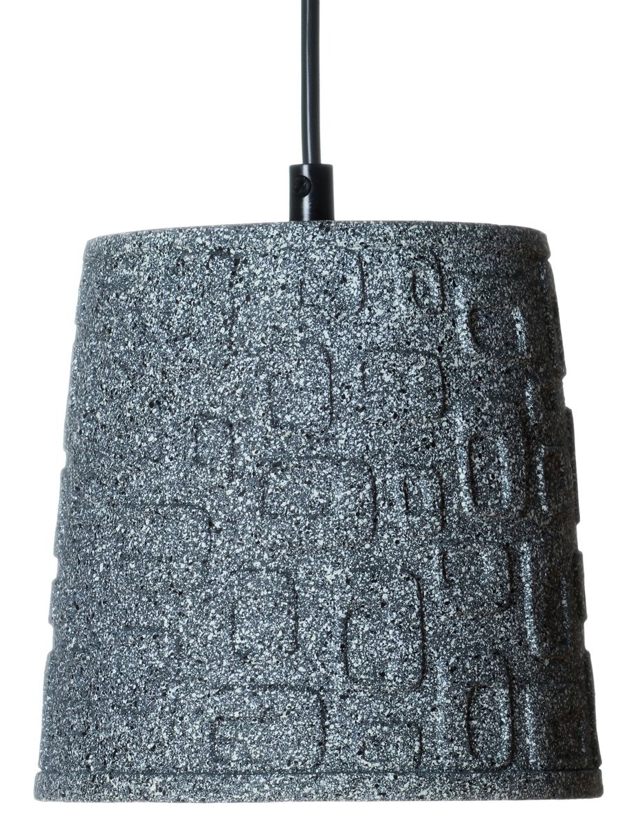 Betonista valmistettu Repa-kattovalaisin hurmaa rouhealla ilmeellään ja on erinomainen valinta esimerkiksi keittiön saarekkeen ylle tuomaan tyyliä ja tunnelmaa.