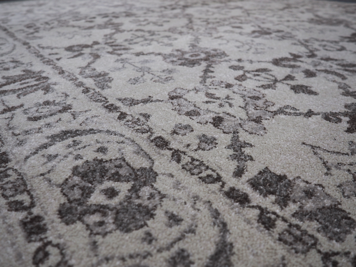 Richmond matto, eri kokoja