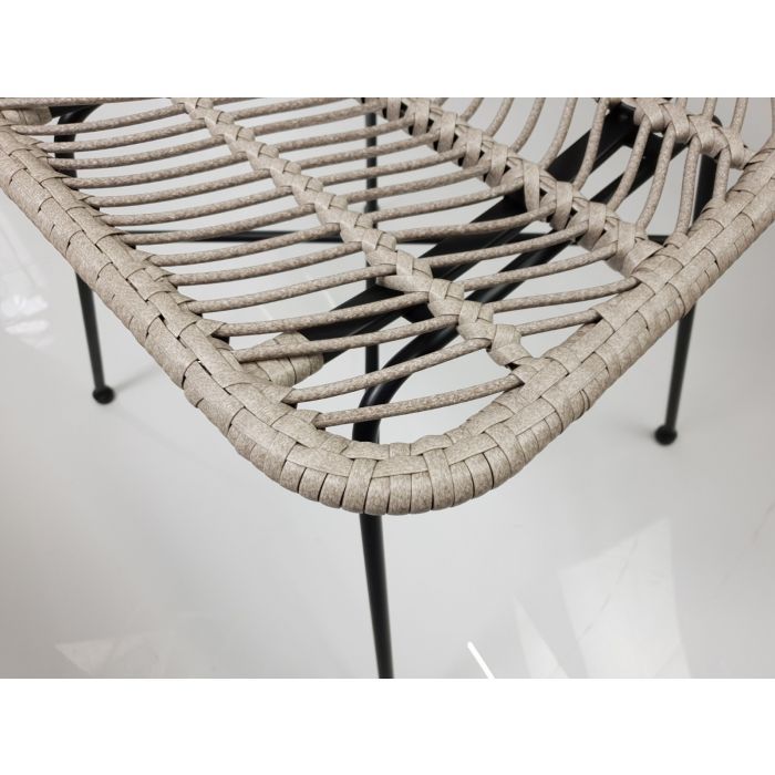 San marino pöytä + 4 Mikado polyrottinkituolia, eri värejä