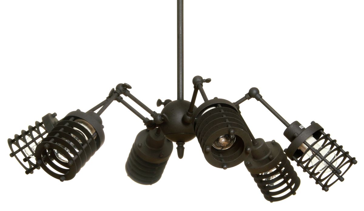 Rowena on moderni ja näyttävä vaihtoehto perinteiselle kattokruunulle! Sen kuusi haaraa voidaan säätää kahdesta eri kohdasta, mikä antaa valaisimelle dynaamisen ja erottuvan ulkonäön.