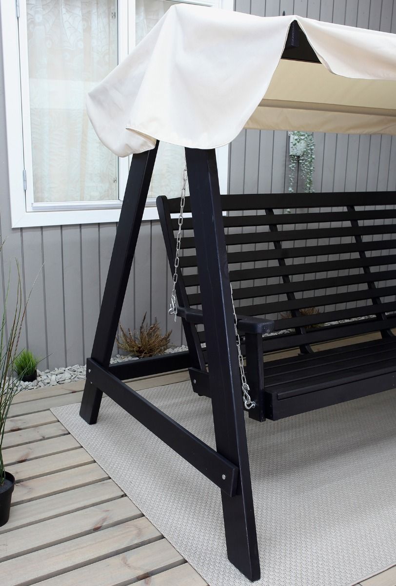 Saaristo puutarhakeinu musta