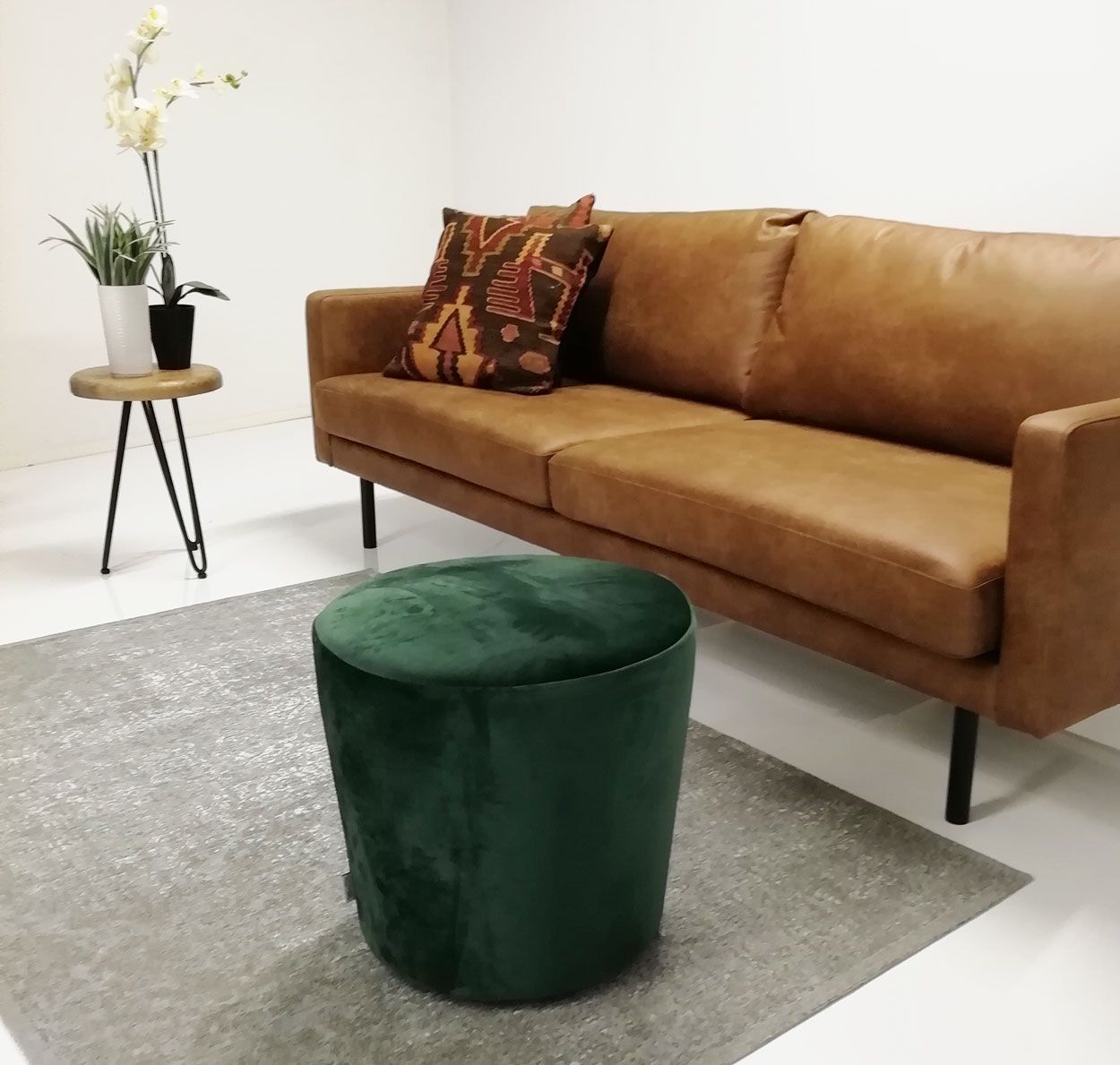 Samettirahi pyöreä 46 cm, eri värejä