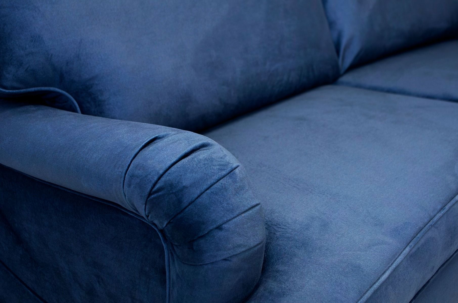 Howard samettisohva 3-istuttava, eri värejä