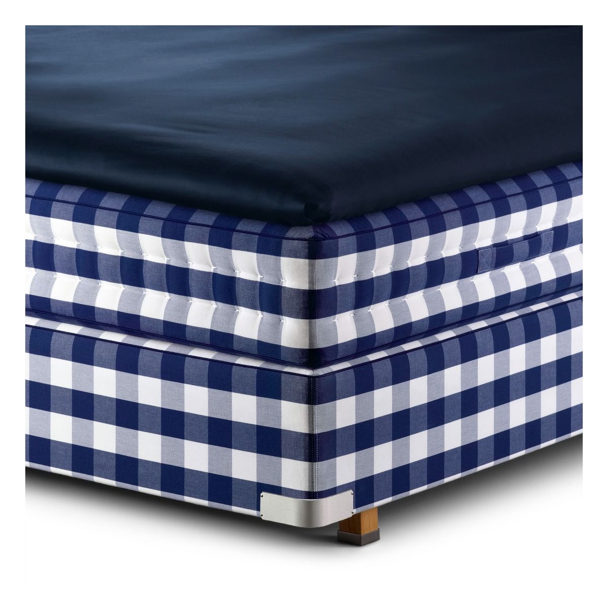 Hästens Satin Pure muotoonommeltu aluslakana, eri vaihtoehtoja