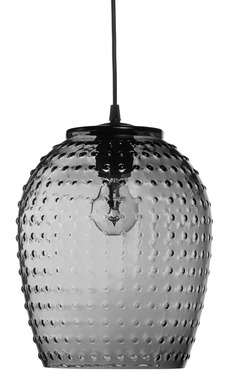  Silva on lasinen, savunharmaa riippuvalaisin, jonka ilmettä elävöittävät pinnassa olevat pallomaiset kohoumat. Musta johto tuo kokonaisuuteen ryhdikkyyttä ja kontrastia.