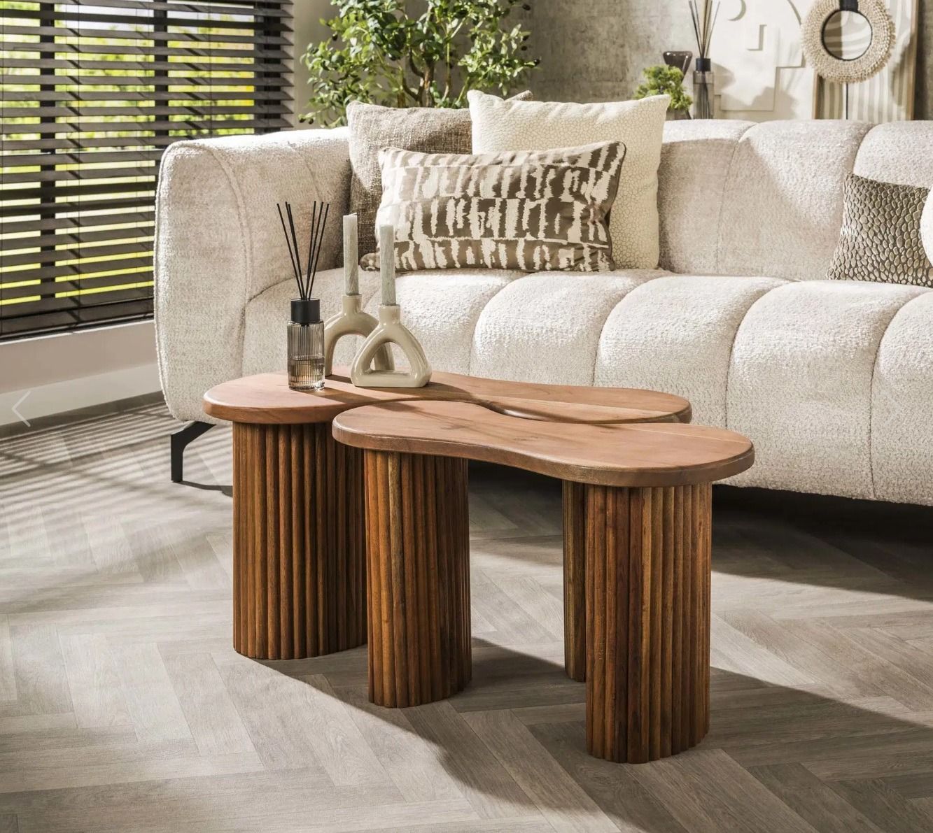 Amsterdam Fuse sohvapöytäsarja, akaasia