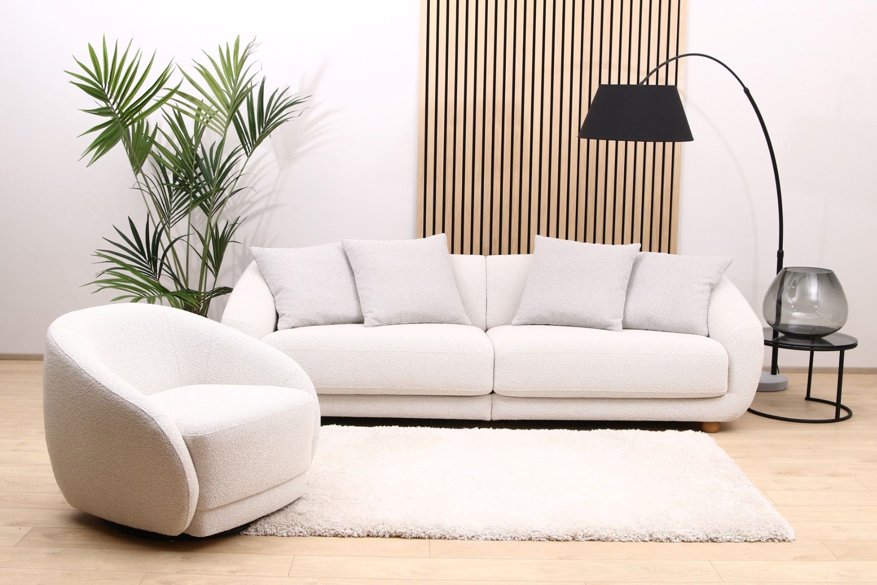 Maya nojatuoli vakosametilla, eri värejä