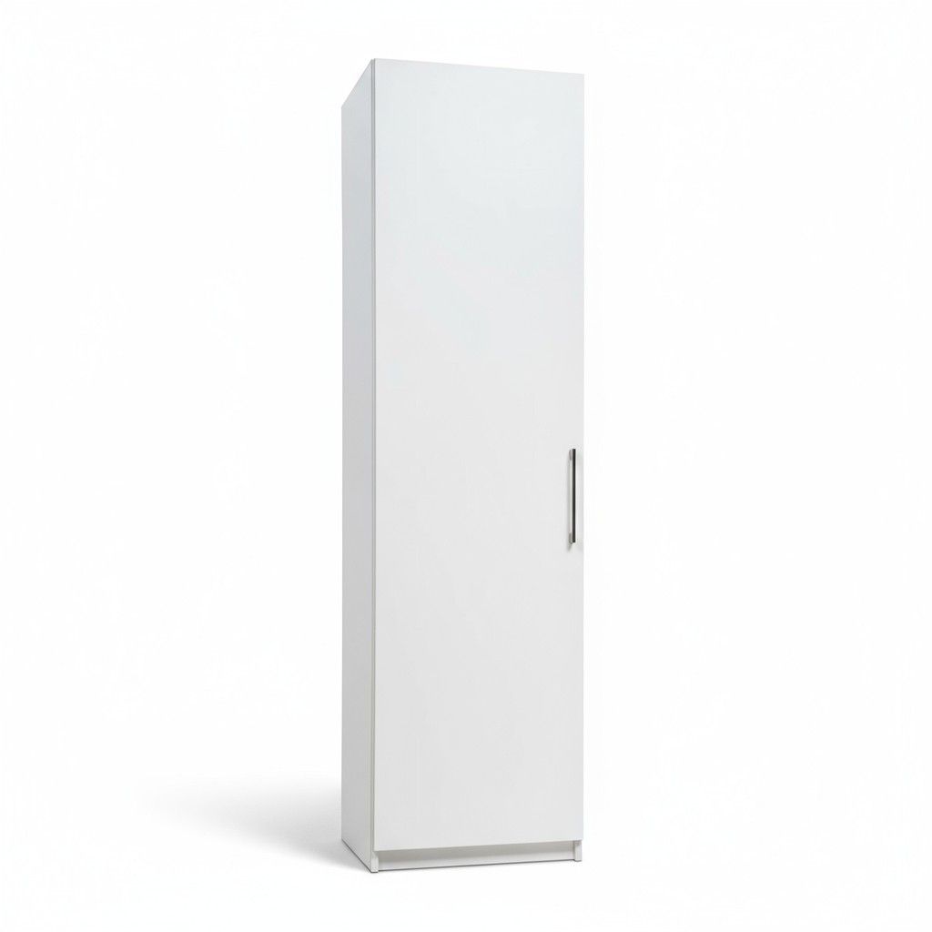 Stina saranaovikomero valkoisella saranaovella. 50 cm leveä