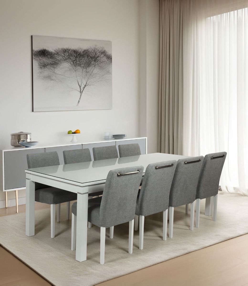 Tähkä ruokaryhmä kuudella verhoillulla ruokapöydän tuolilla