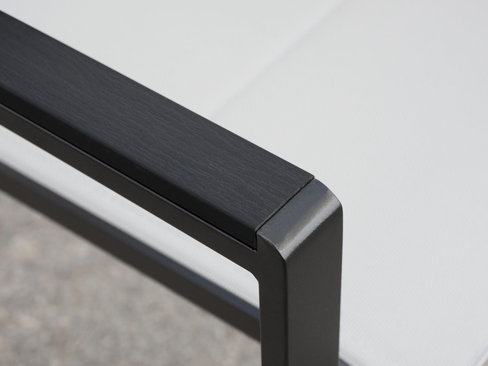 Edward terassipöytä + 6 Tango tuolia, eri värejä