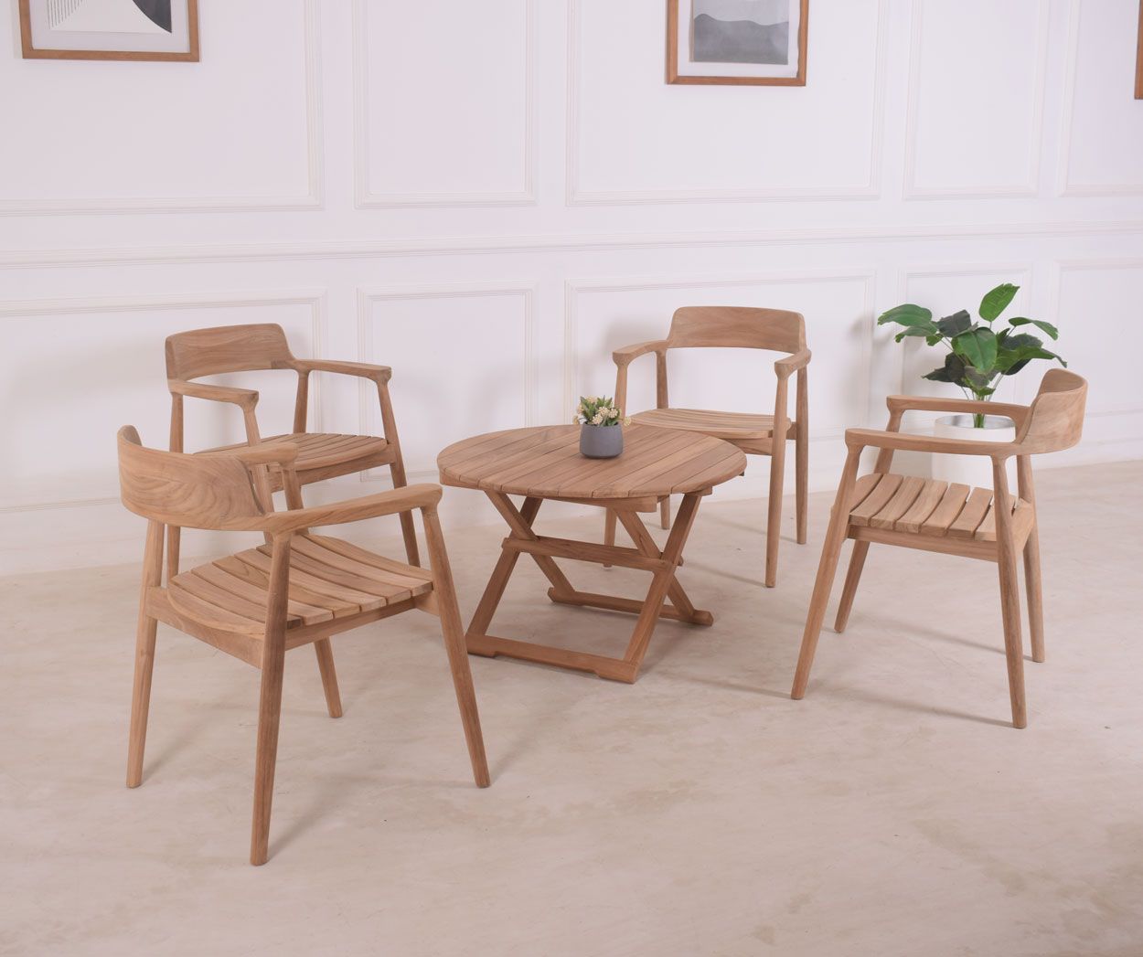 Timor tuoli, tiikkiä