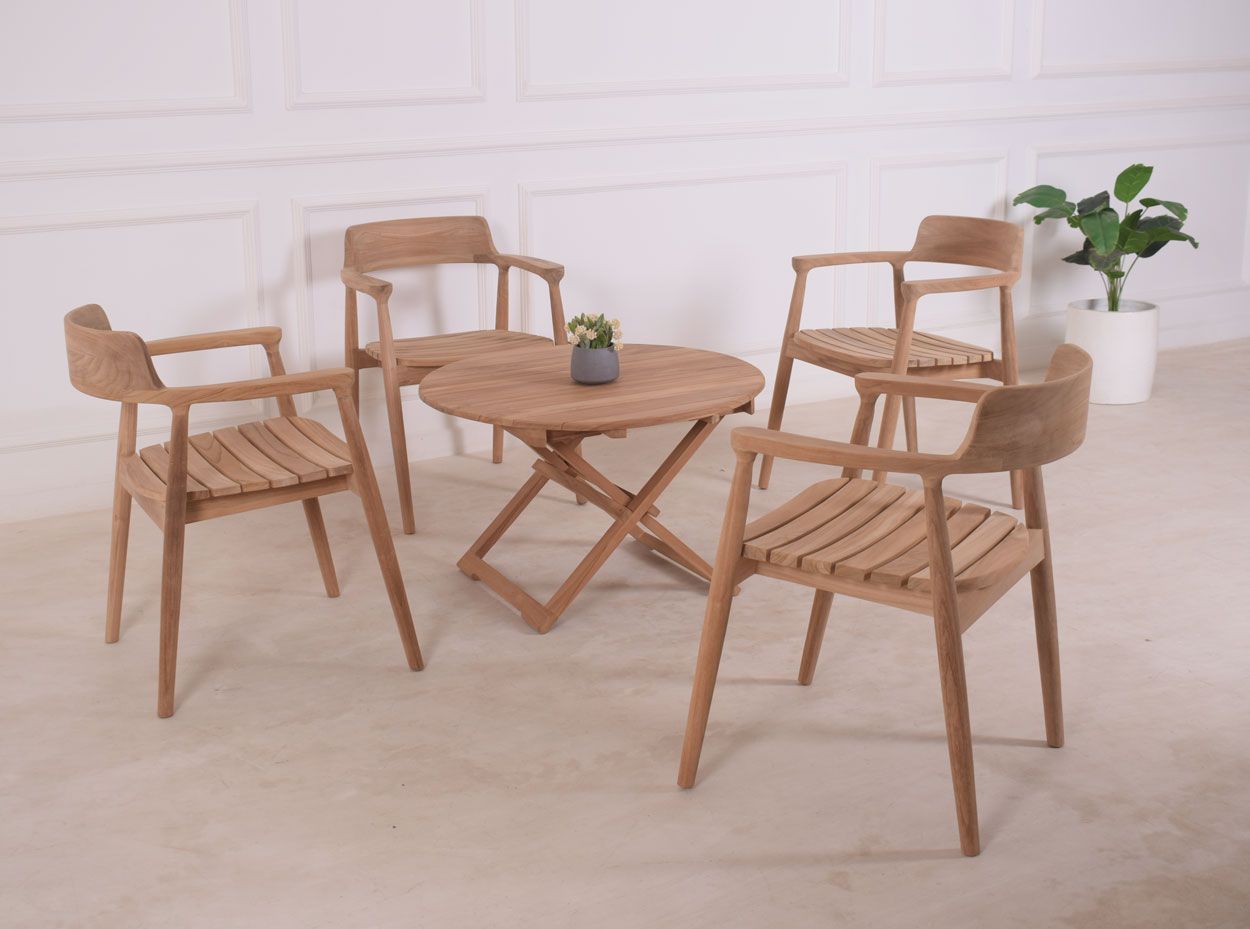 Timor tuoli, tiikkiä