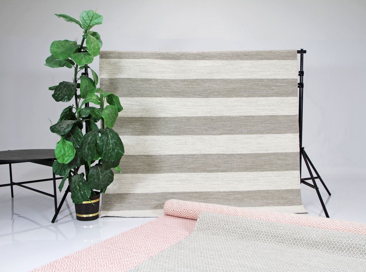 Stripe villamatto beige-valkoinen, eri kokoja