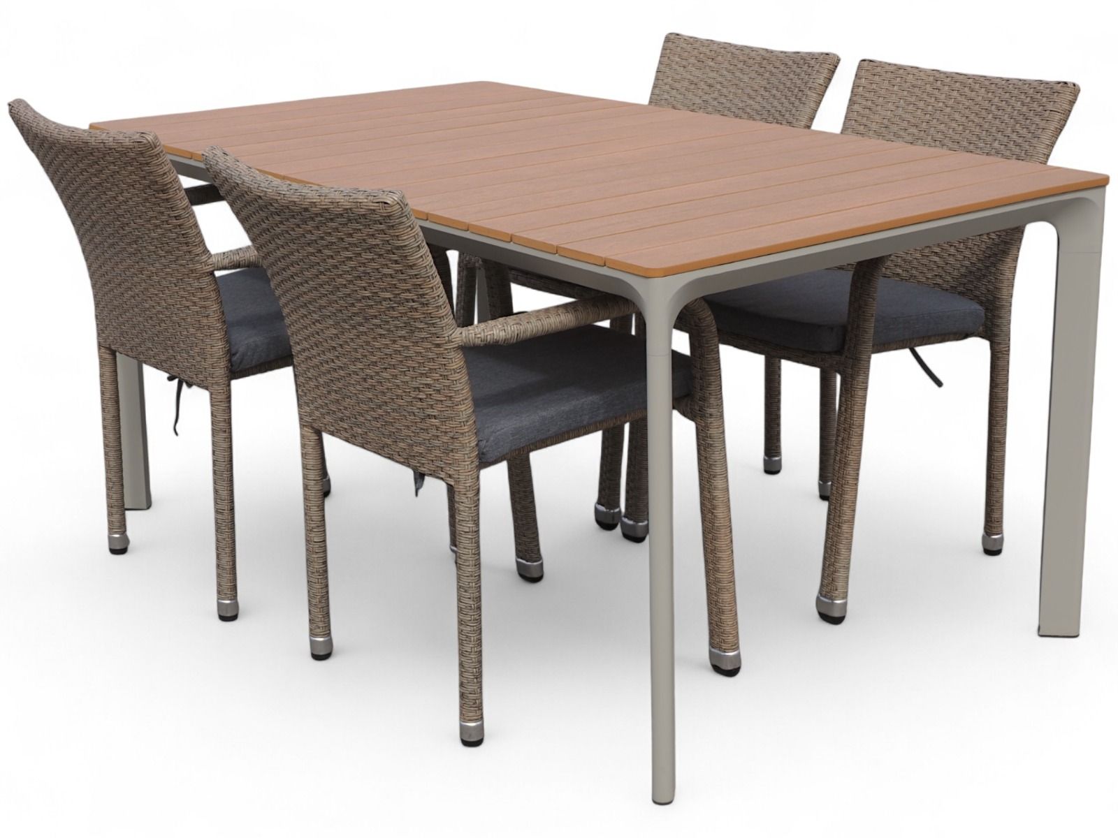 West terassipöytä kitti + 4 Apollo tuolia ulos