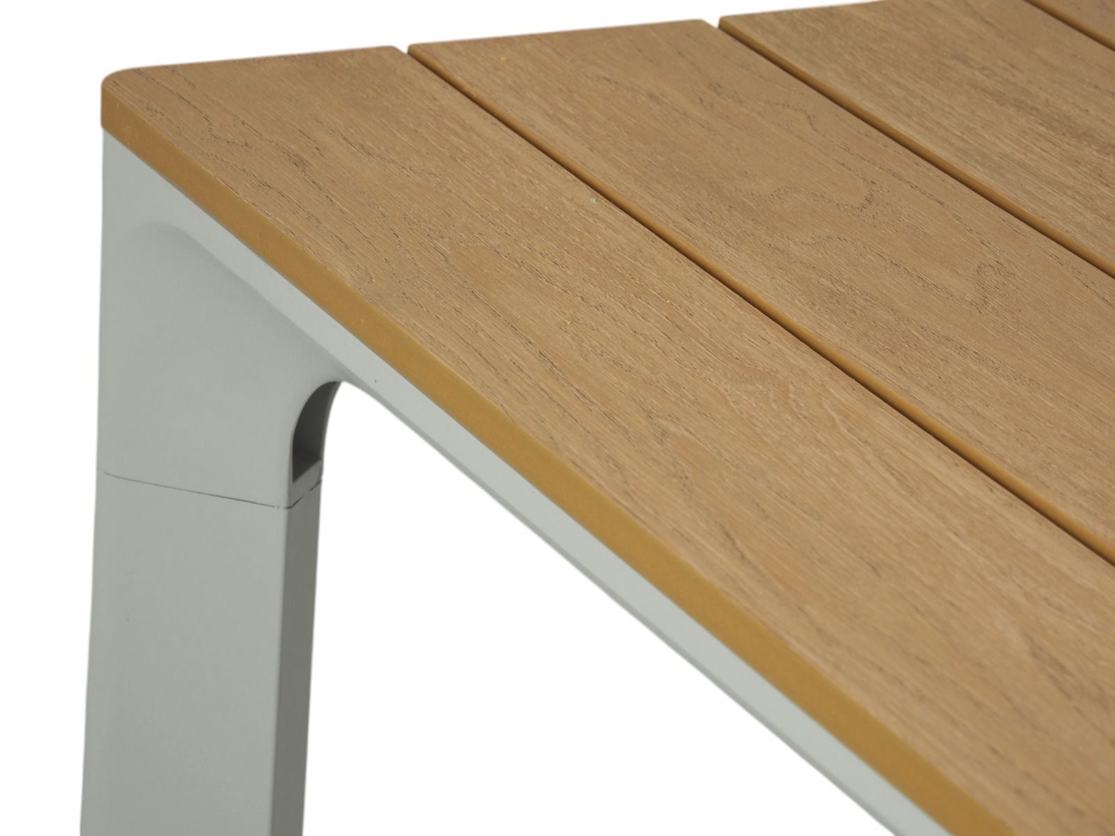 West terassipöytä + 4 Brandon tuolia, eri värejä