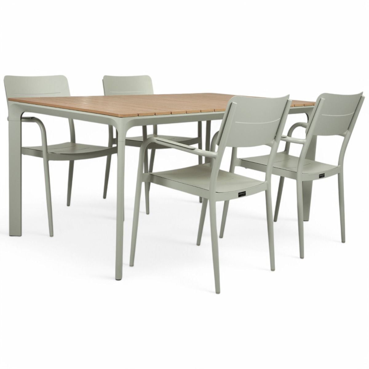 West ruokaryhmä ulos alumiinisilla Togo tuoleilla