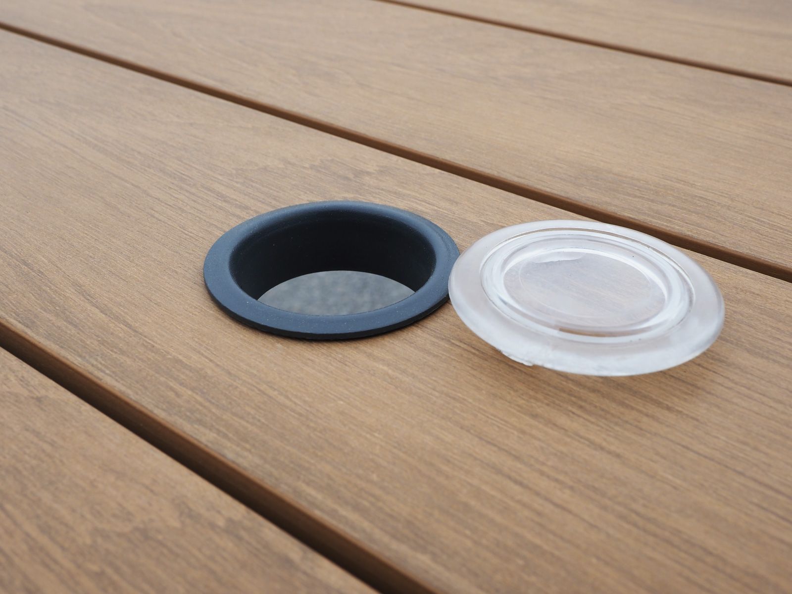 West terassipöytä harmaa + 4 Togo tuolia