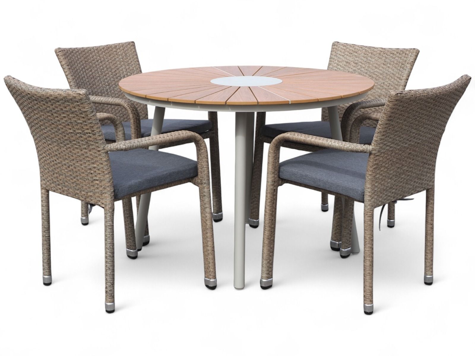 Winnie pyöreä terassipöytä + Apollo tuolit ulos