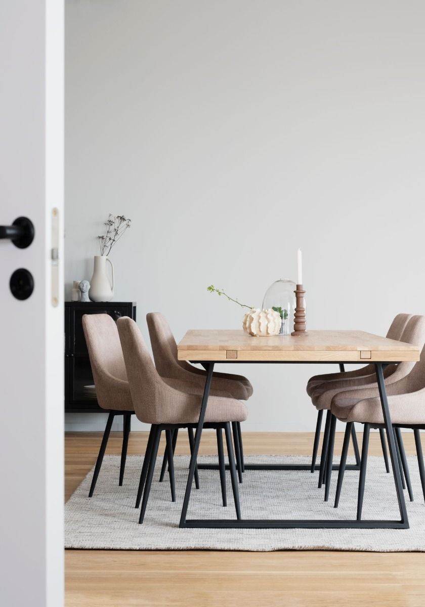 Rowico Brooklyn ruokapöytä 220x95, X-jalat, tammi/musta