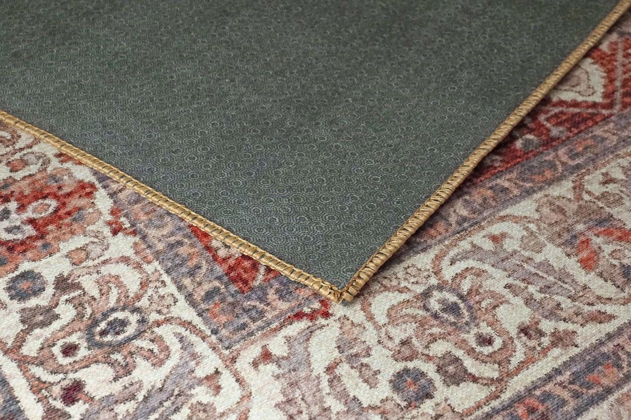 Jamila matto, eri kokoja