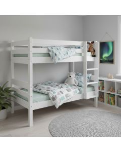 Lasten valkoinen kerrossänky Nukkumatti kuvattu lasten huoneessa