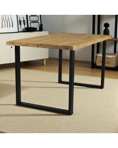 Tammipöytä 160x90 neljälle mustilla metallijaloilla