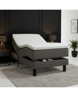 Moottorisänky 90x200 tummanharmaa kuvattu Black Friday makuuhuoneessa