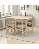 Pilvi ruokaryhmä neljällä tuolilla